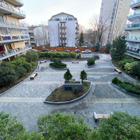 Green Apartment 214 With Private Parking Букурещ Екстериор снимка